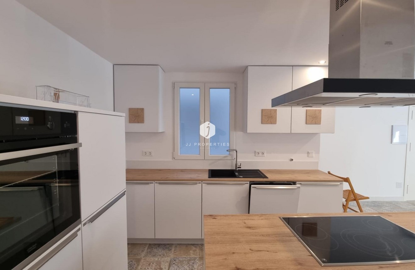 Segunda mano - Apartamento / piso -
Torrevieja