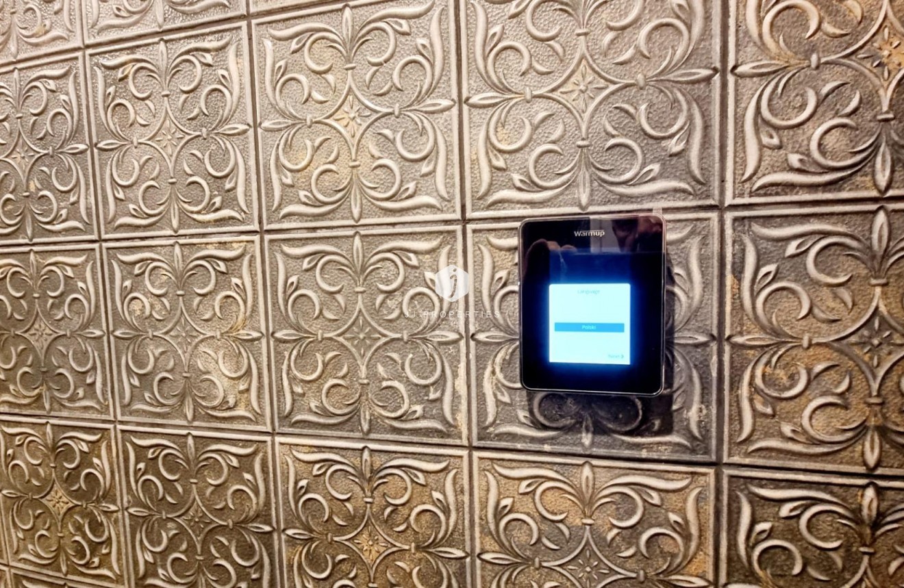 Segunda mano - Apartamento / piso -
Torrevieja