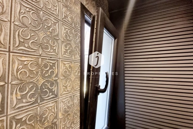 Segunda mano - Apartamento / piso -
Torrevieja