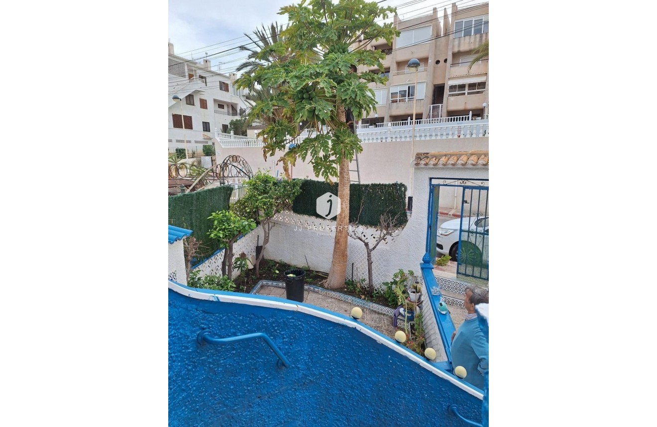 Segunda mano - Bungalow -
Torrevieja - Cabo cervera