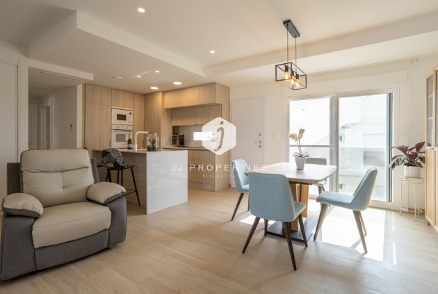 Segunda mano - Apartamento / piso -
San Miguel de Salinas - Inland