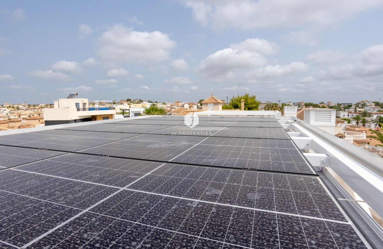 Segunda mano - Apartamento / piso -
San Miguel de Salinas - Inland