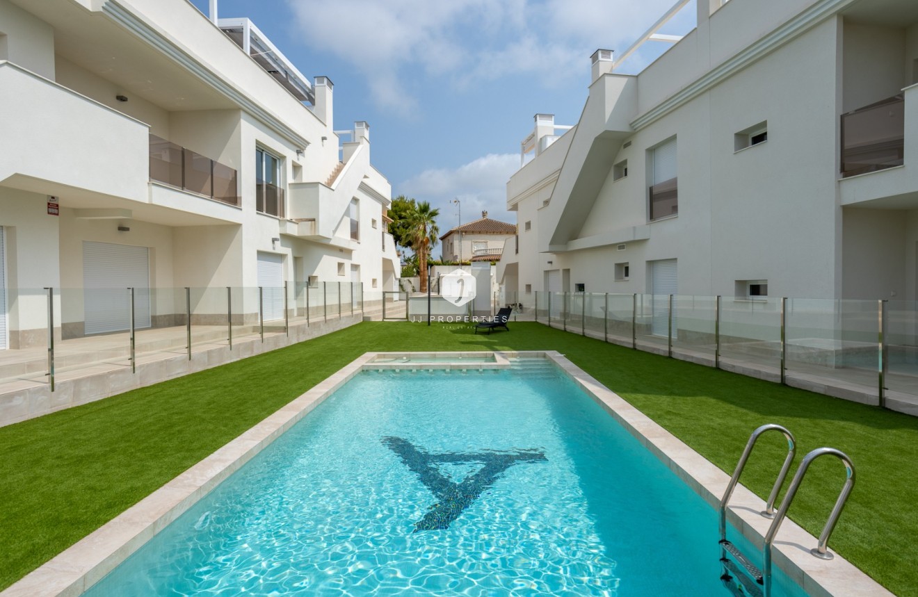 Segunda mano - Apartamento / piso -
San Miguel de Salinas - Inland