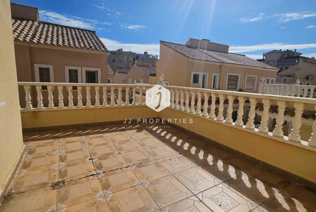 Segunda mano - Villa -
Guardamar del Segura - Campomar