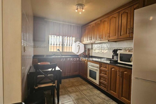 Segunda mano - Villa -
Guardamar del Segura - Campomar