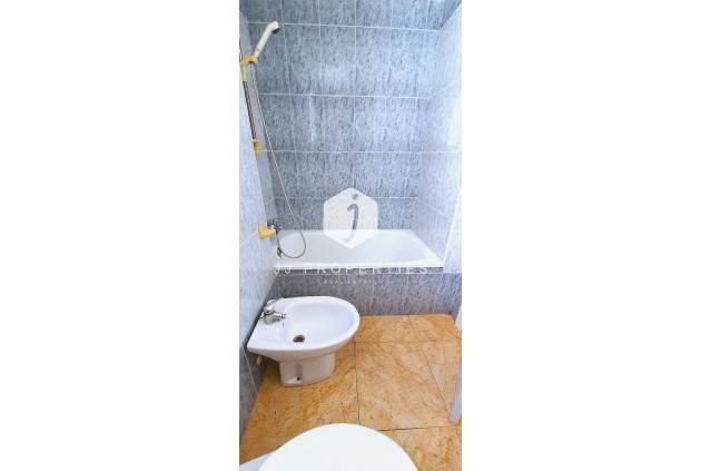 Segunda mano - Ático -
Torrevieja - Playa de los Locos