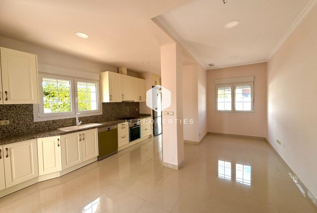 Aus zweiter Hand - Villa -
Cabo Roig - Costa Blanca