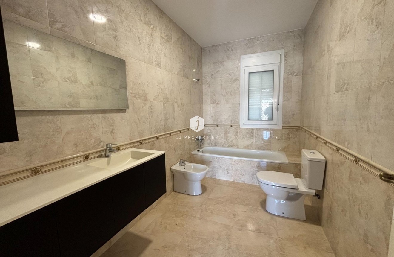 Aus zweiter Hand - Villa -
Cabo Roig - Costa Blanca