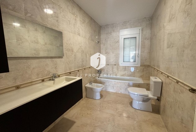 Aus zweiter Hand - Villa -
Cabo Roig - Costa Blanca