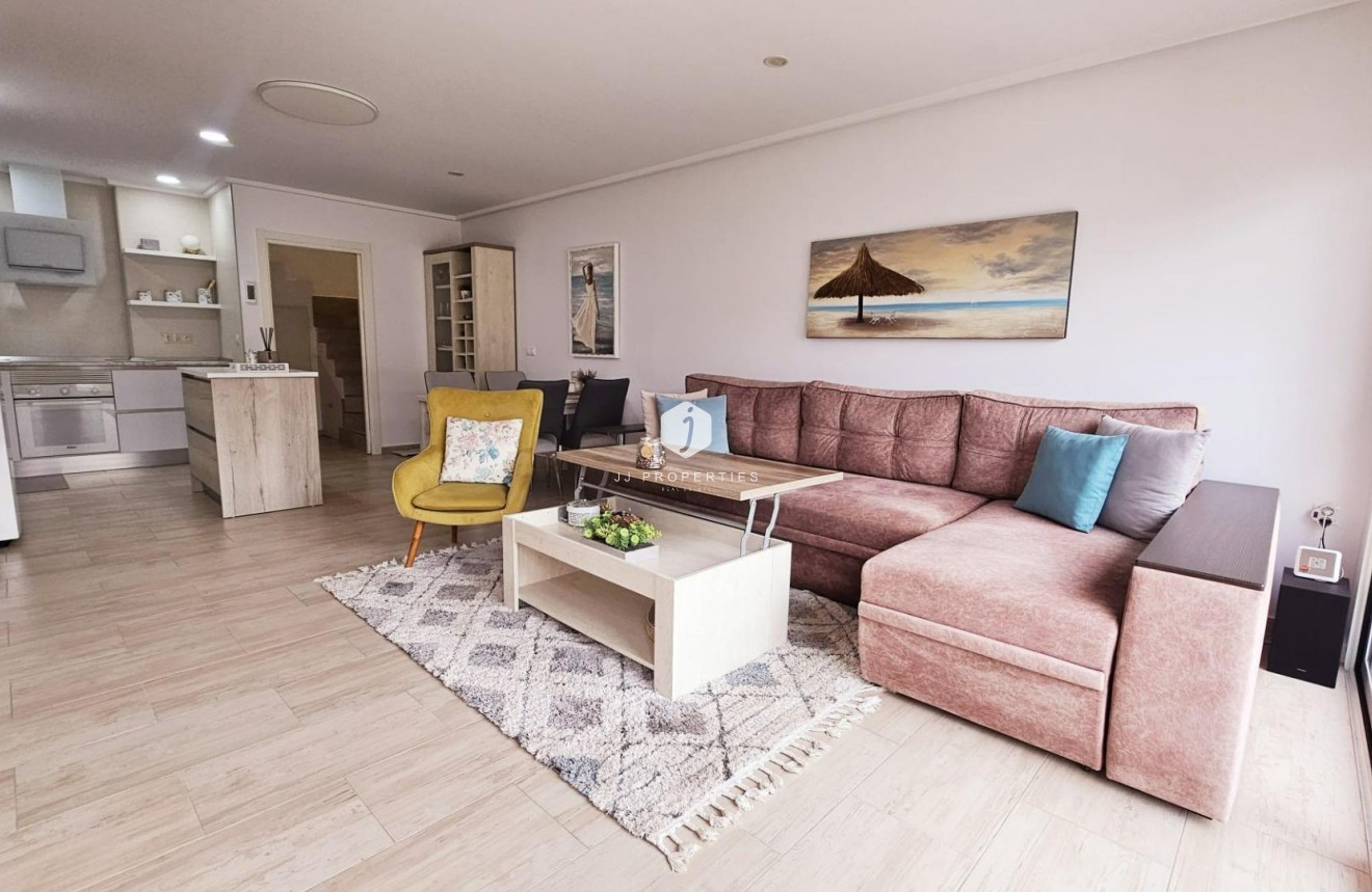 Segunda mano - Duplex -
Torrevieja - La siesta