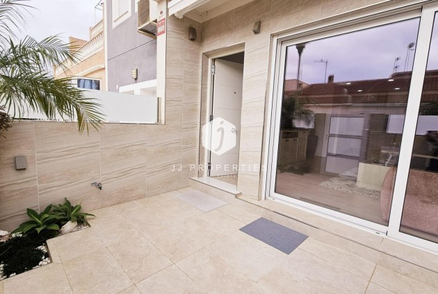 Segunda mano - Duplex -
Torrevieja - La siesta