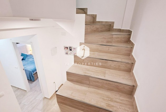 Segunda mano - Duplex -
Torrevieja - La siesta