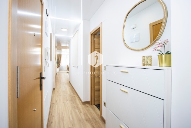 Segunda mano - Apartamento / piso -
Torrevieja - Costa Blanca