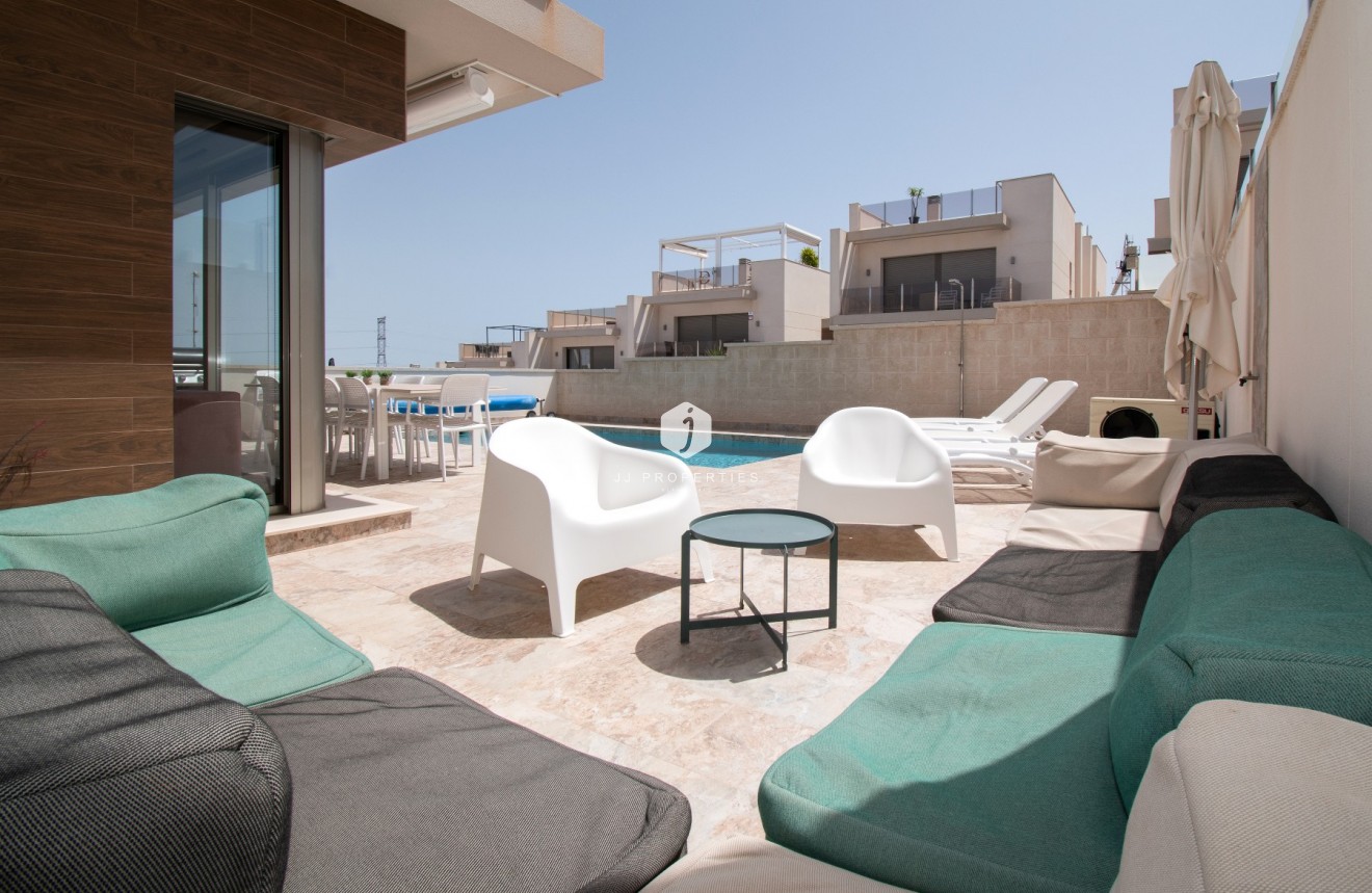 Segunda mano - Villa -
Orihuela Costa - Costa Blanca