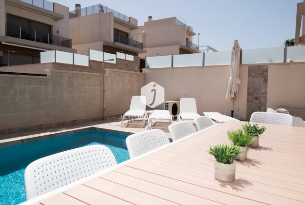 Segunda mano - Villa -
Orihuela Costa - Costa Blanca