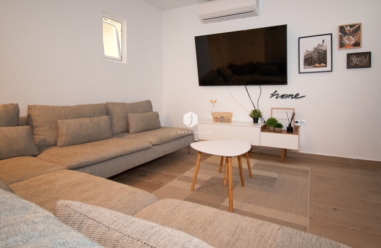 Segunda mano - Villa -
Orihuela Costa - Costa Blanca