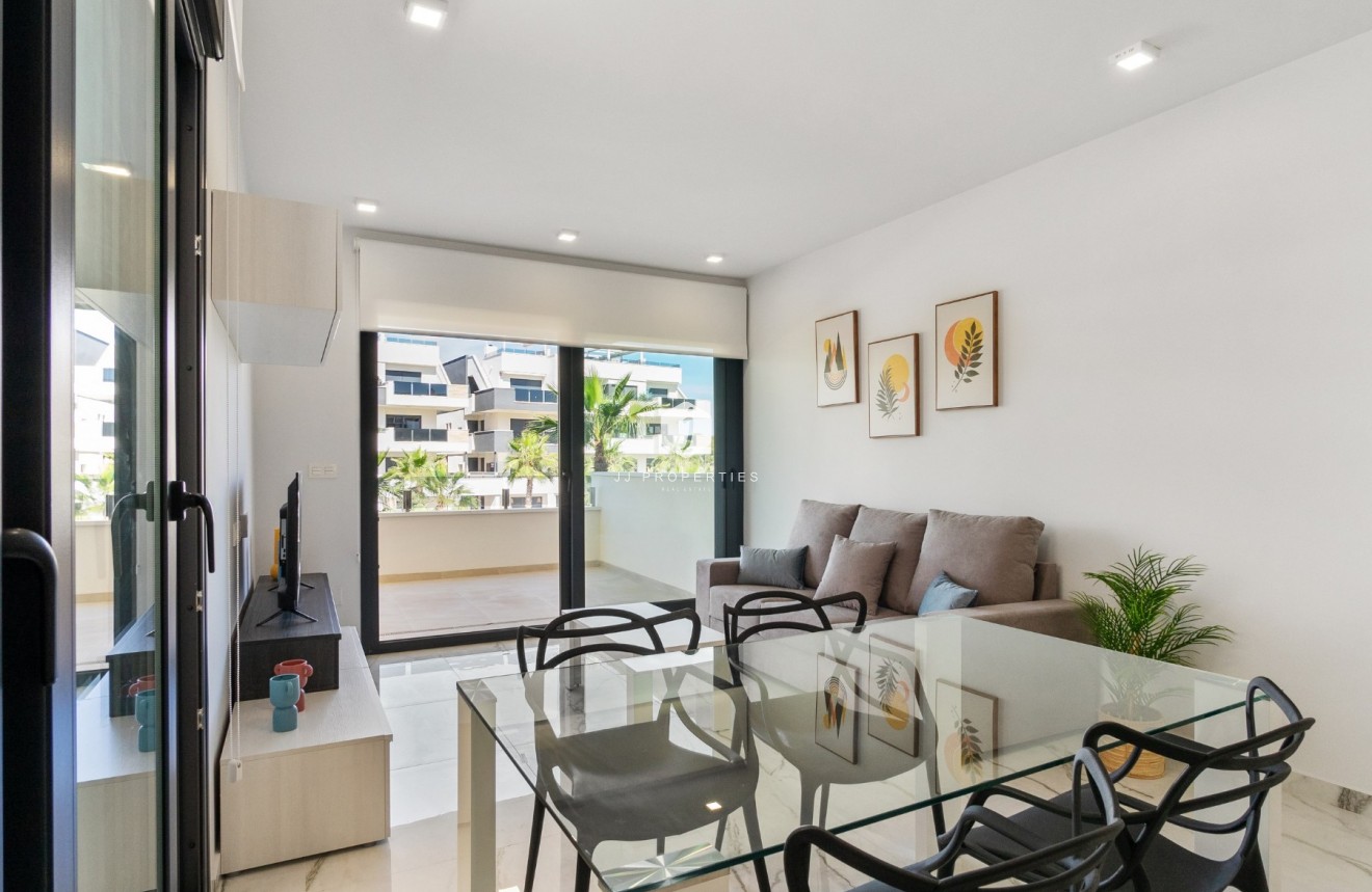 Z drugiej ręki - Mieszkanie w bloku -
Orihuela Costa - Costa Blanca