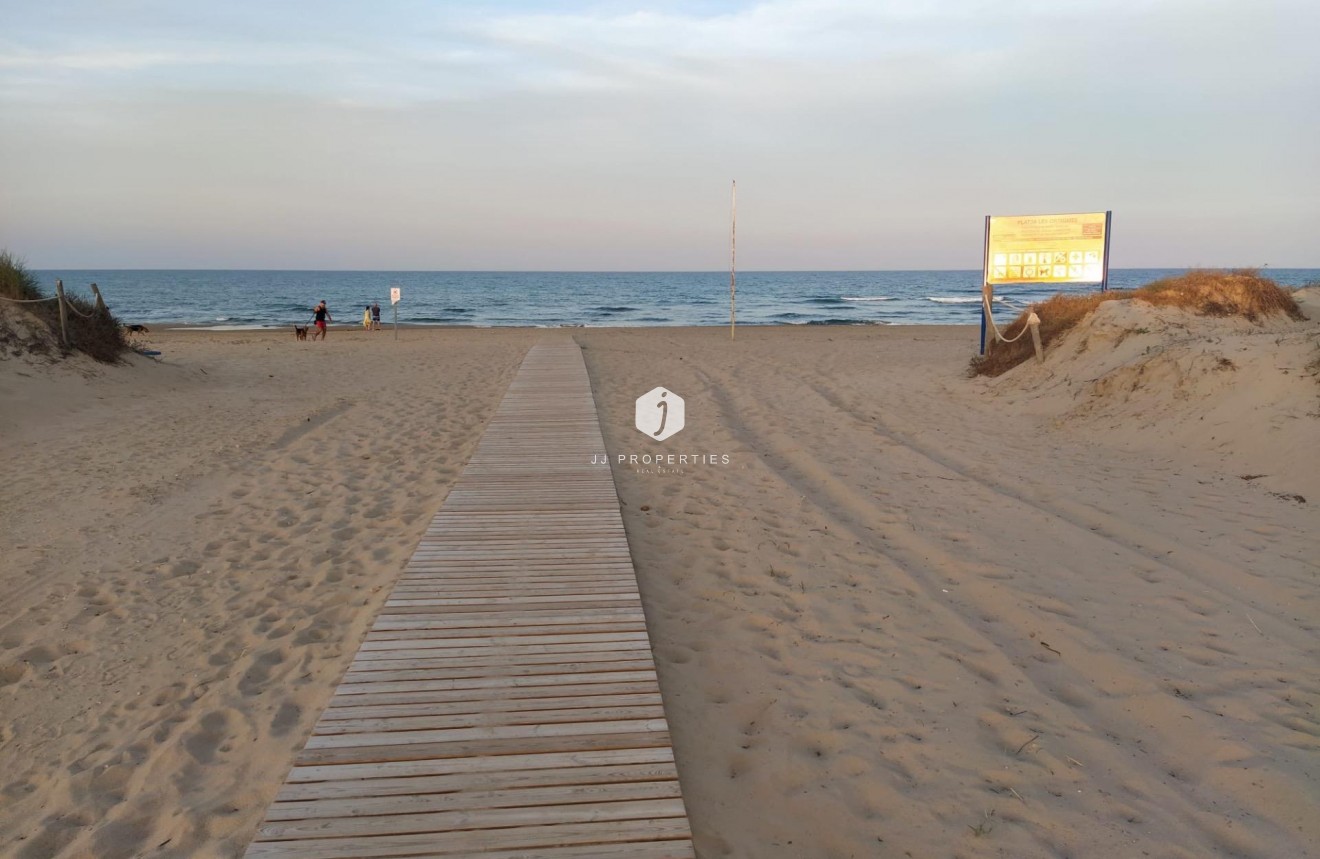 Segunda mano - Apartamento / piso -
Guardamar del Segura - Pinomar