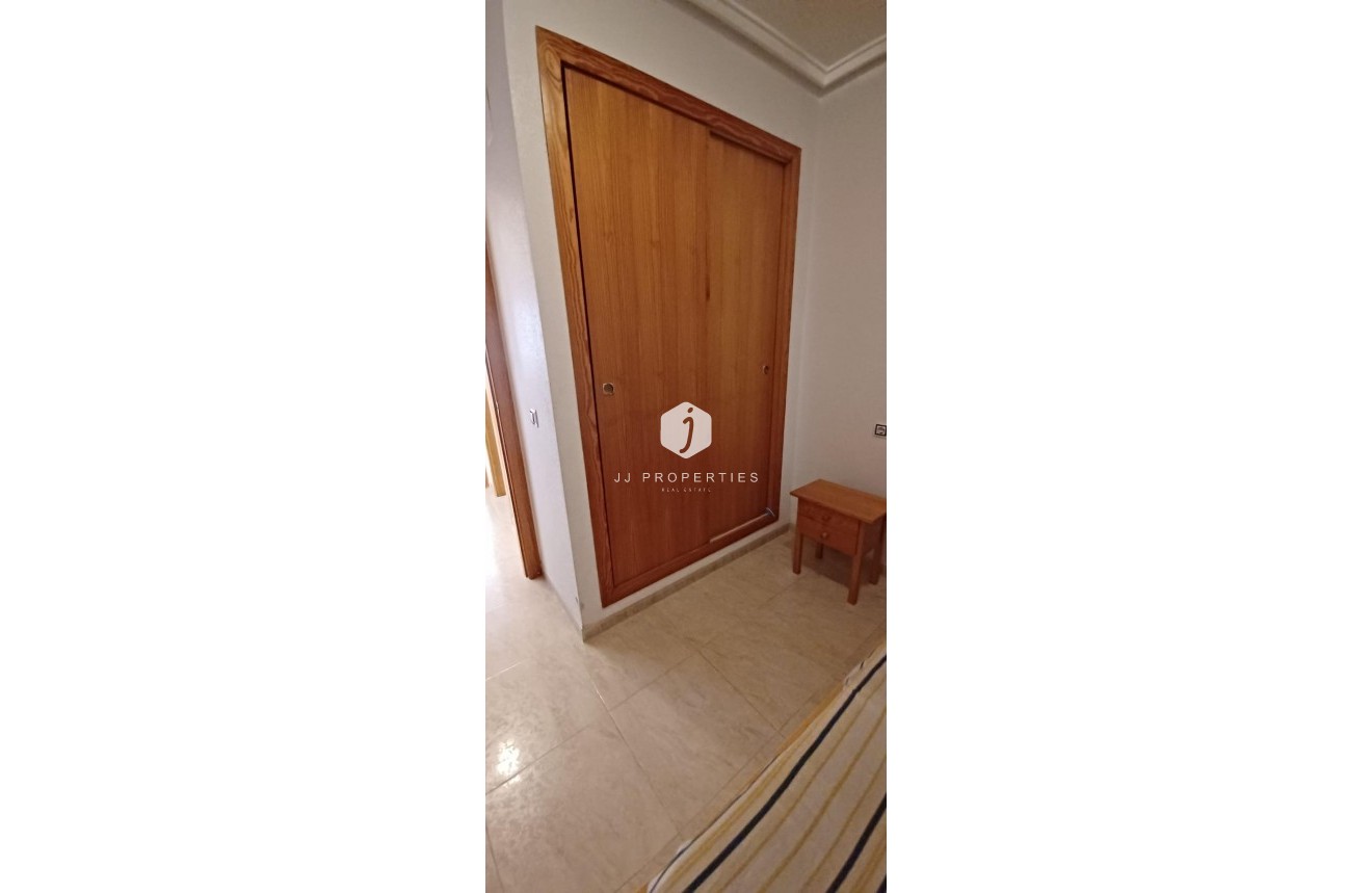 Segunda mano - Ático -
Torrevieja - El molino