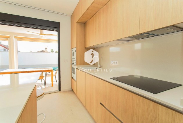 Segunda mano - Chalet -
Torrevieja - La siesta