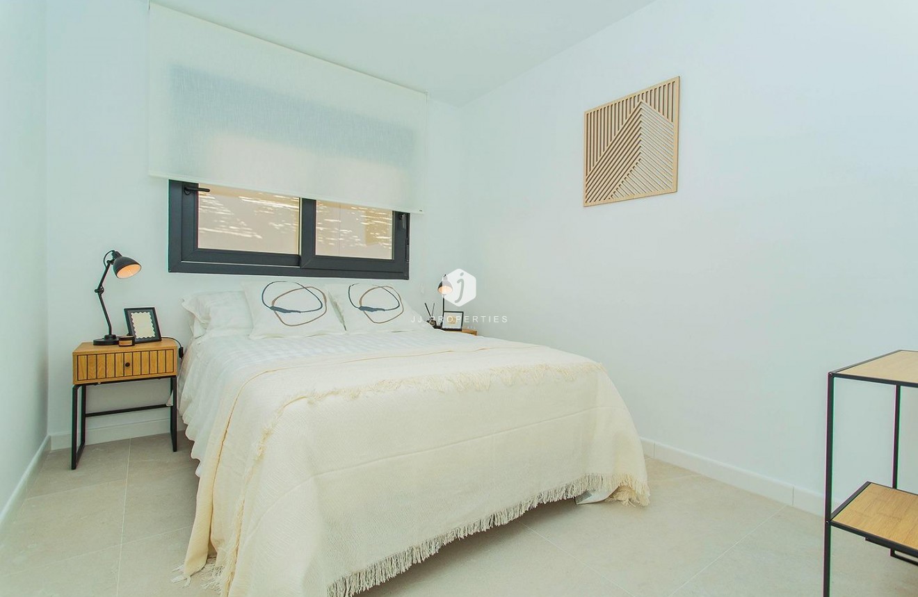 Segunda mano - Chalet -
Torrevieja - La siesta