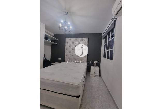 Segunda mano - Apartamento / piso -
Torrevieja - Los Balcones - Los Altos del Edén