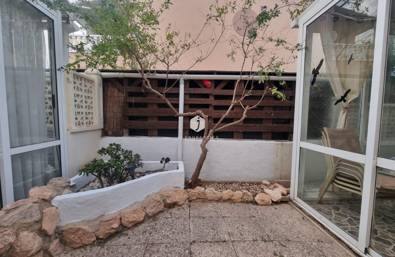 Segunda mano - Apartamento / piso -
Torrevieja - Los Balcones - Los Altos del Edén