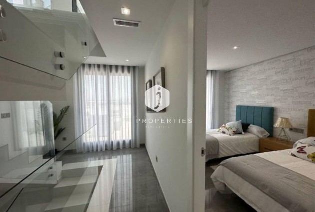 Resale - Villa -
Torrevieja - Los Balcones - Los Altos del Edén