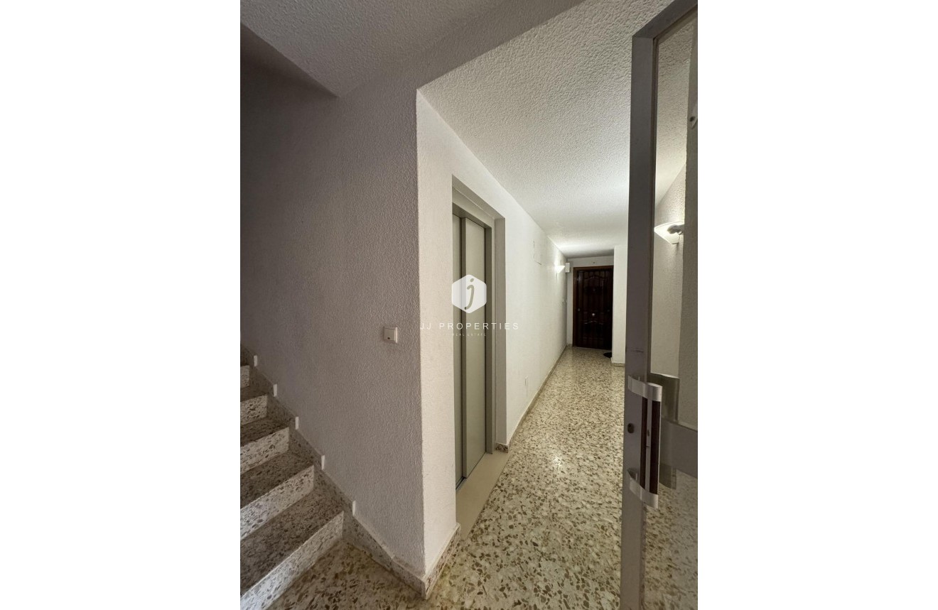 Segunda mano - Apartamento / piso -
Torrevieja - Playa del Cura