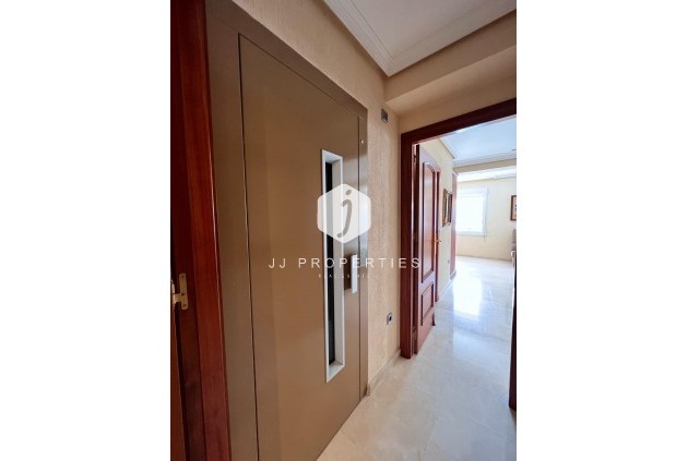 Segunda mano - Duplex -
Torrevieja