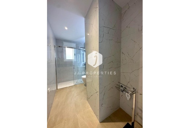 Segunda mano - Apartamento / piso -
Torrevieja - Playa del Cura