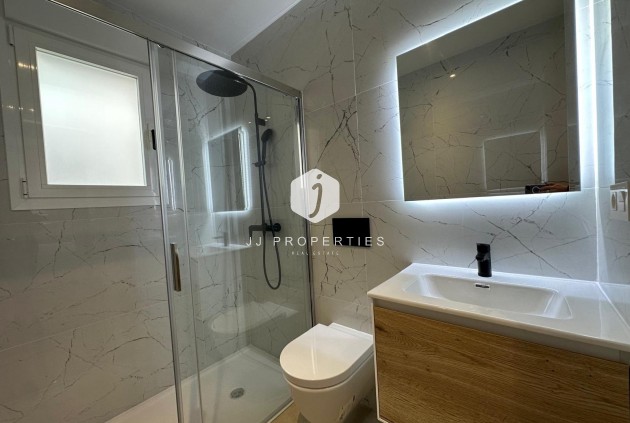 Segunda mano - Apartamento / piso -
Torrevieja - Playa del Cura