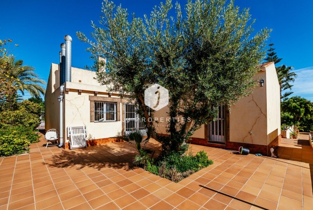 Segunda mano - Villa -
Los Montesinos - Montesinos  Los