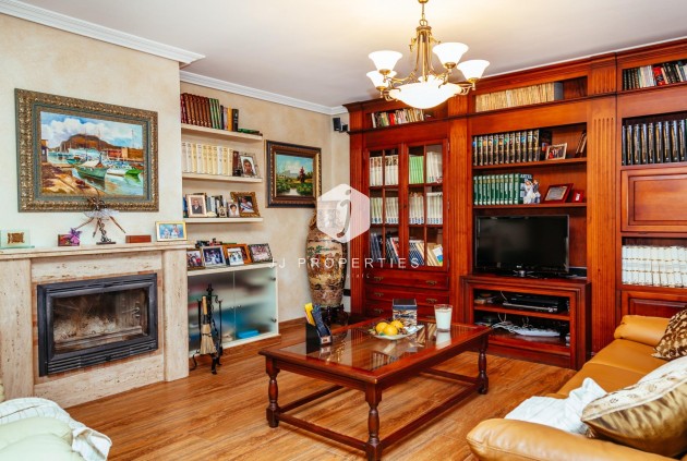 Segunda mano - Villa -
Los Montesinos - Montesinos  Los