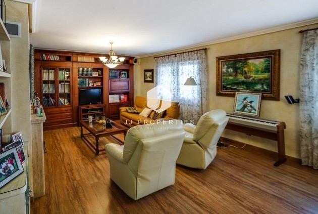 Segunda mano - Villa -
Los Montesinos - Montesinos  Los