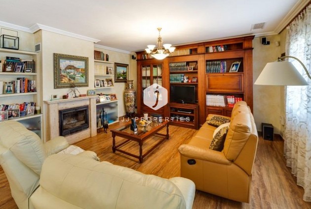 Segunda mano - Villa -
Los Montesinos - Montesinos  Los