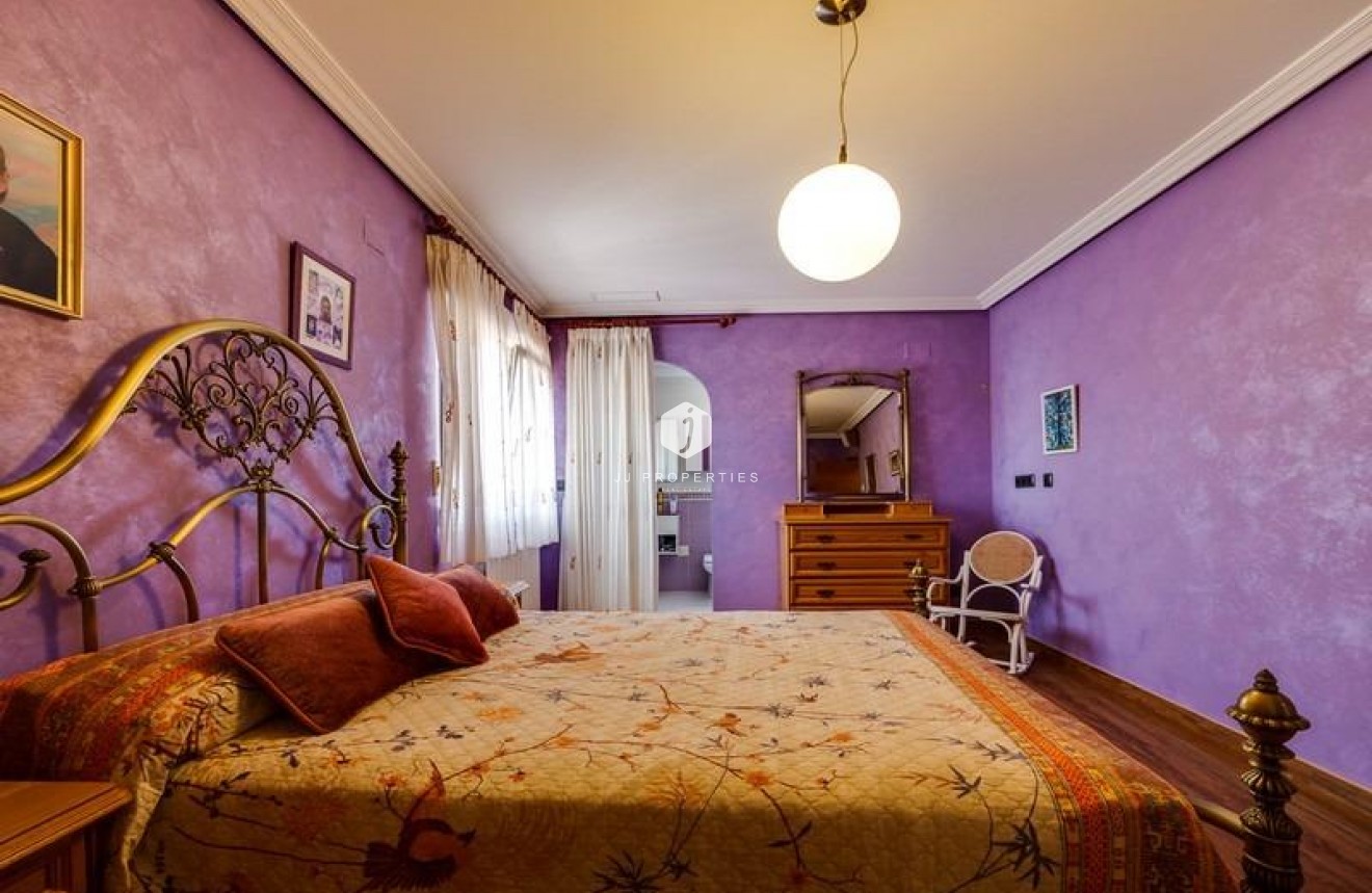 Segunda mano - Villa -
Los Montesinos - Montesinos  Los