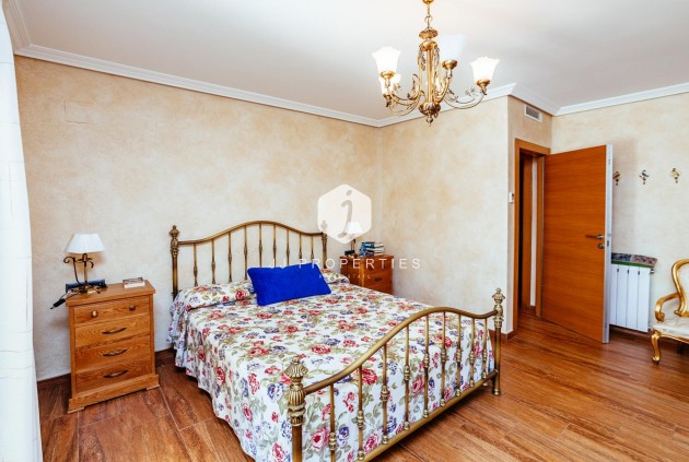 Segunda mano - Villa -
Los Montesinos - Montesinos  Los