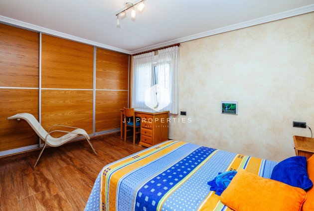 Segunda mano - Villa -
Los Montesinos - Montesinos  Los