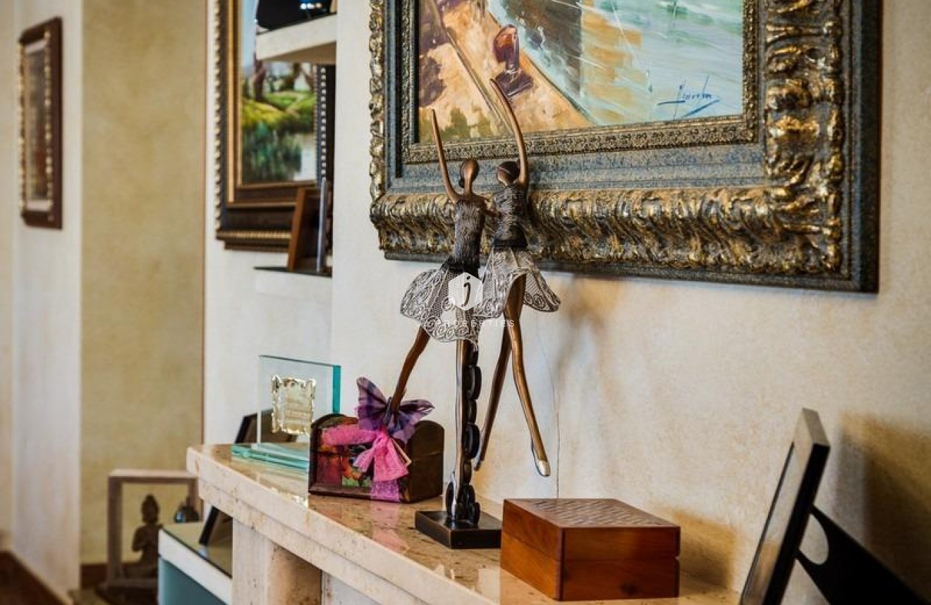 Segunda mano - Villa -
Los Montesinos - Montesinos  Los