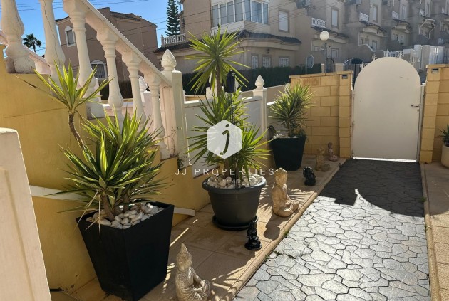 Segunda mano - Apartamento / piso -
San Miguel de Salinas - Inland