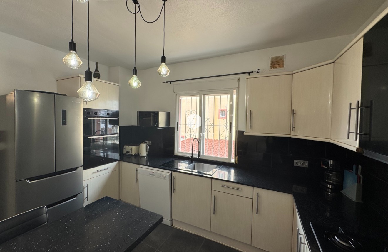 Segunda mano - Apartamento / piso -
San Miguel de Salinas - Inland