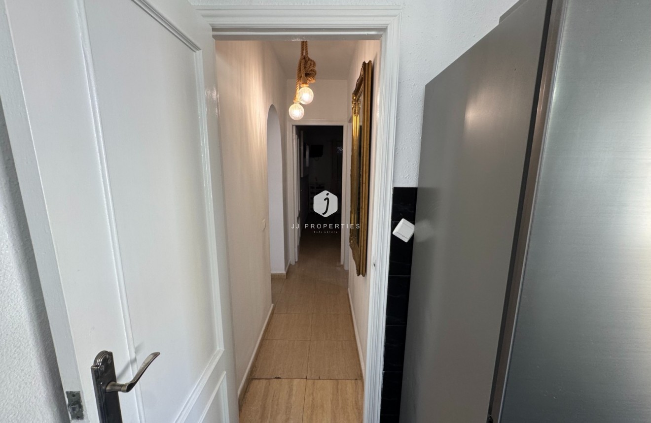 Segunda mano - Apartamento / piso -
San Miguel de Salinas - Inland