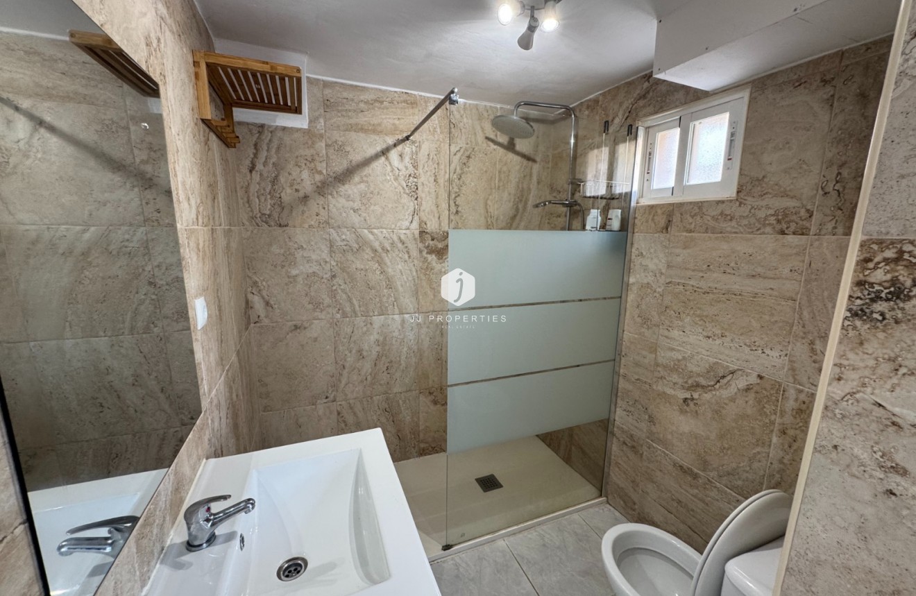 Segunda mano - Apartamento / piso -
San Miguel de Salinas - Inland