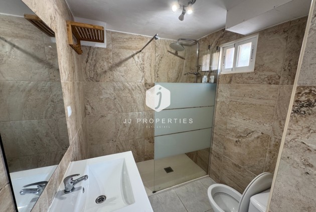 Segunda mano - Apartamento / piso -
San Miguel de Salinas - Inland