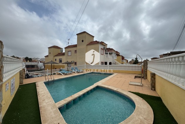 Segunda mano - Apartamento / piso -
San Miguel de Salinas - Inland