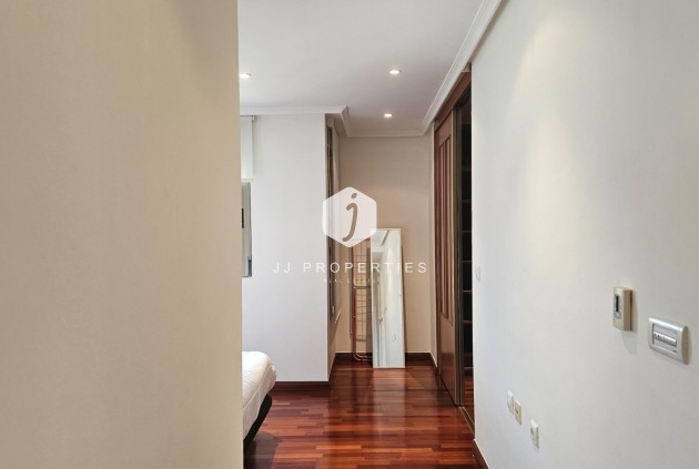 Segunda mano - Apartamento / piso -
Torrevieja - Centro