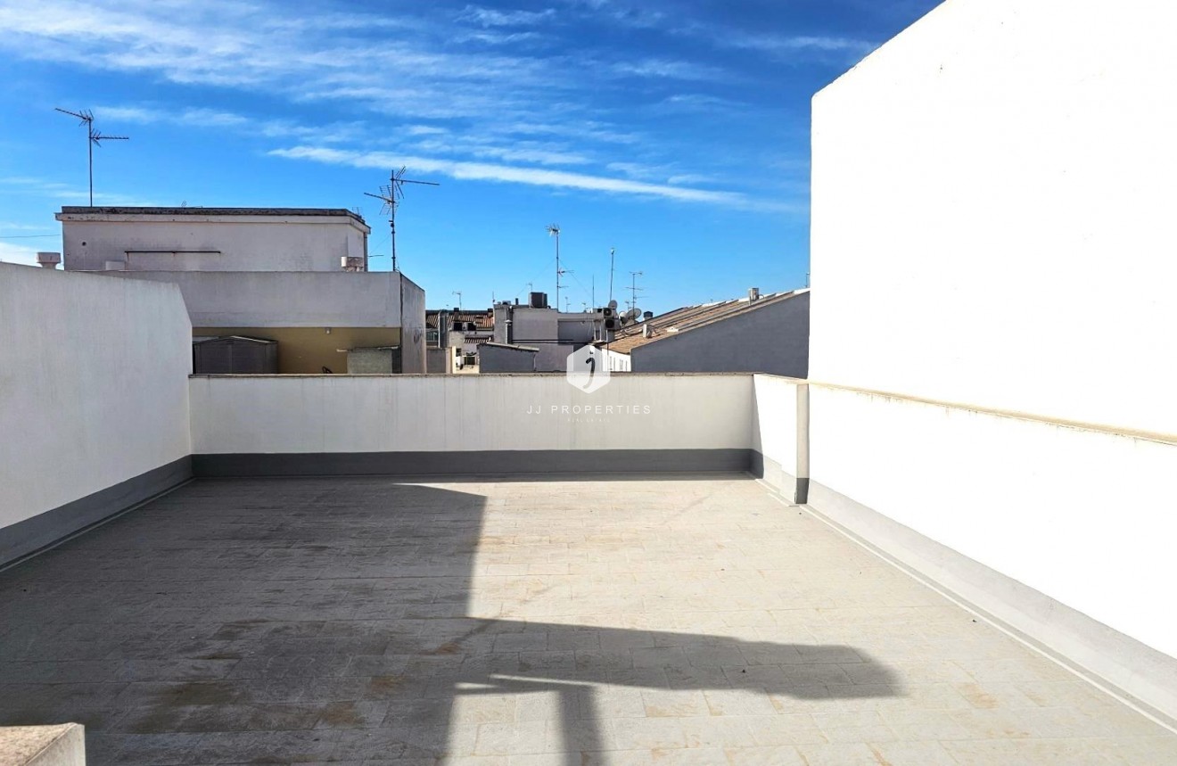Segunda mano - Apartamento / piso -
Torrevieja - Centro
