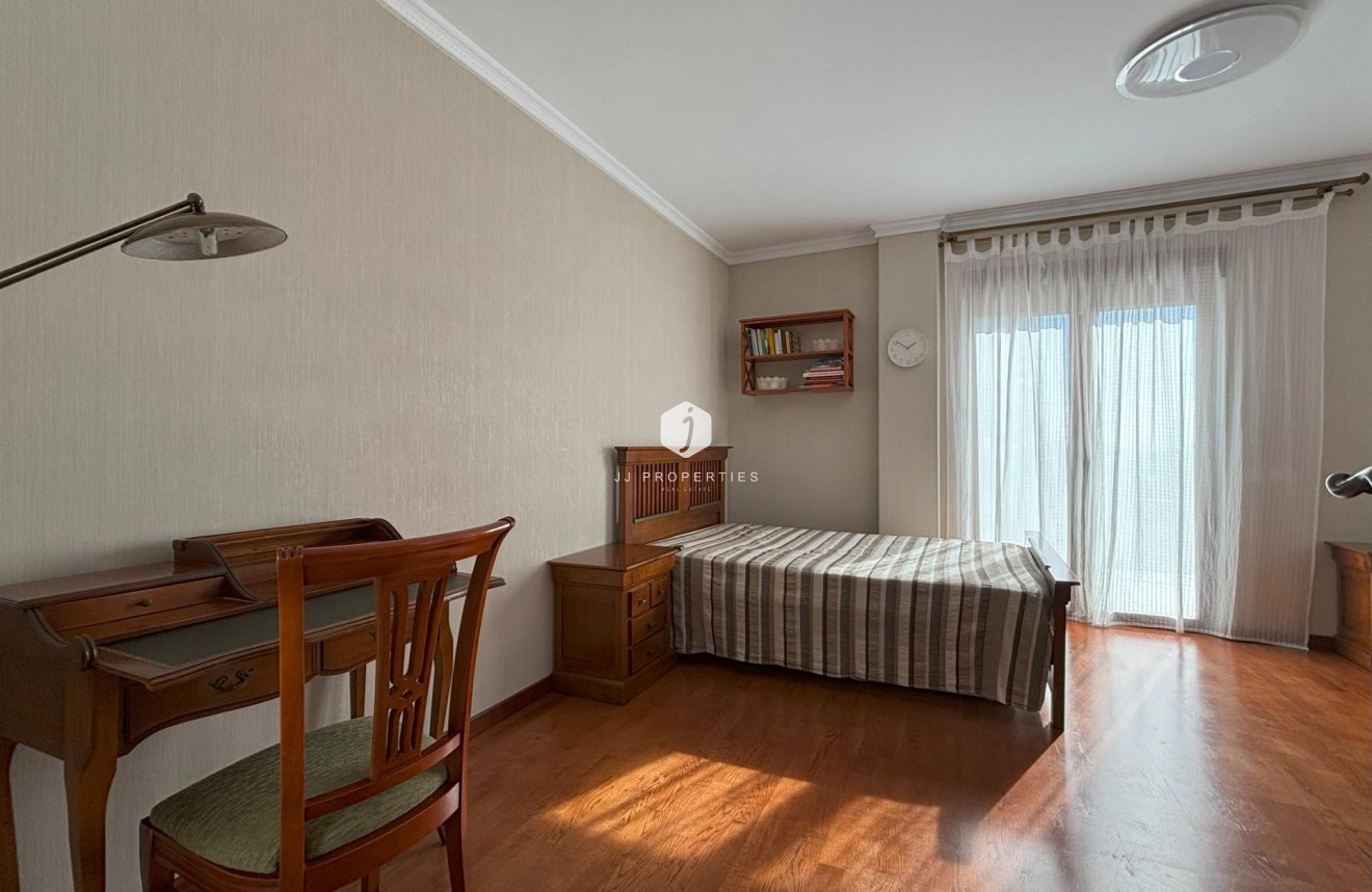 Aus zweiter Hand - Villa -
Rojales - Ciudad Quesada