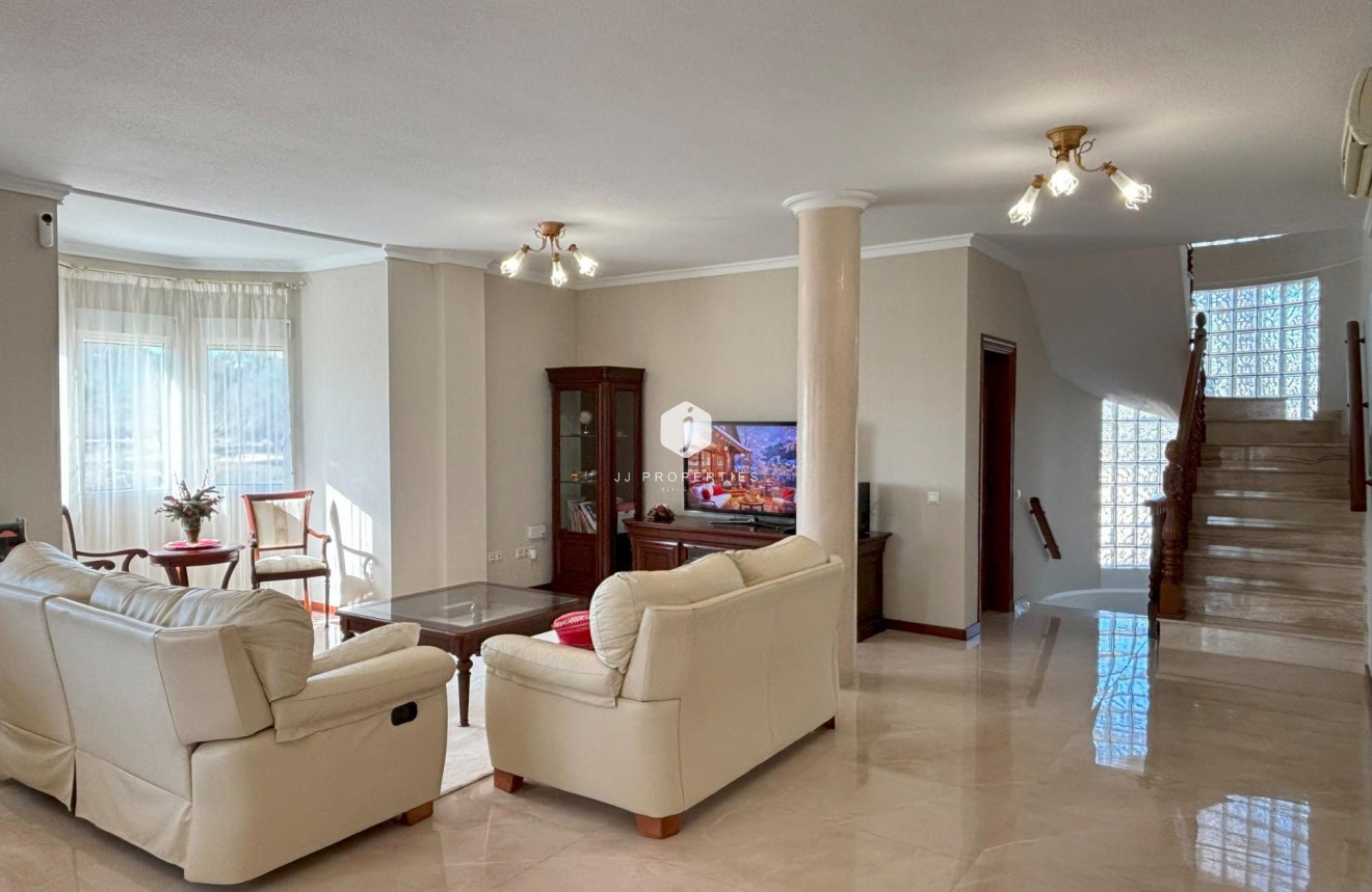 Aus zweiter Hand - Villa -
Rojales - Ciudad Quesada